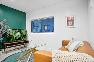 1720 SW 11th St in Miami, FL - Building Photo - Building Photo