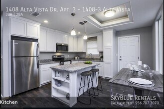 1408 Alta Vista Dr in Progreso Lakes, TX - Building Photo - Building Photo