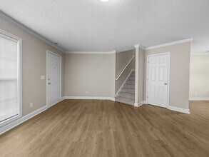 5 Whitfield Way in Greer, SC - Building Photo - Building Photo