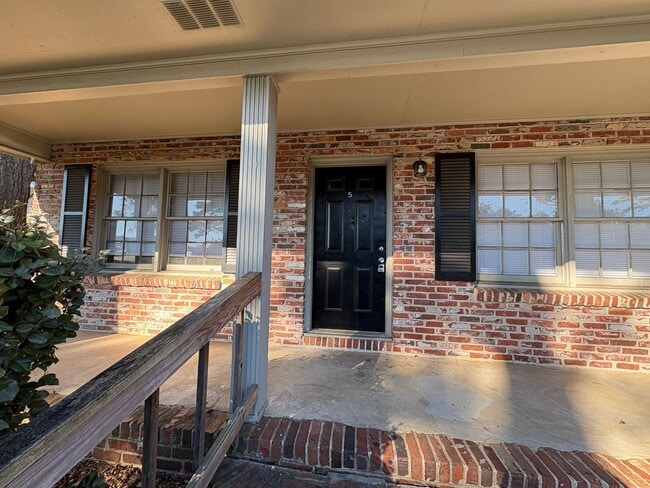 property at 406 Russell Pkwy