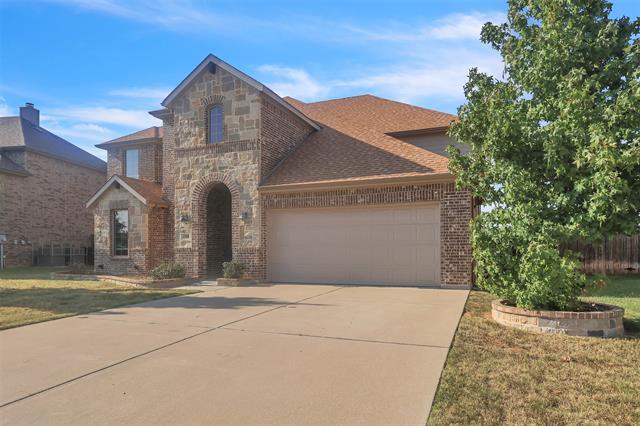 1708 Stillwater Dr in Burleson, TX - Building Photo - Building Photo