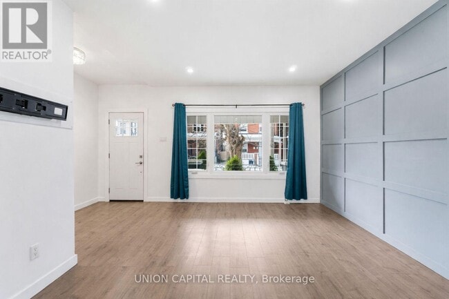 property at 103 Case St