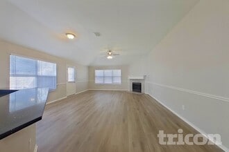 5445 Trout Creek Ct in Watauga, TX - Building Photo - Building Photo