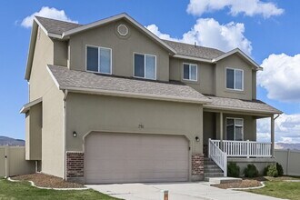 791 Canterbury Court in Saratoga Springs, UT - Building Photo - Building Photo