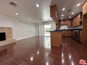 7924 Peachtree Ave in Los Angeles, CA - Building Photo - Building Photo