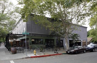 307 University in Davis, CA - Building Photo