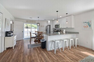 302 Twelvth St in St. Augustine, FL - Building Photo - Building Photo