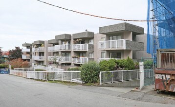 Charles Manor in Vancouver, BC - Building Photo - Building Photo