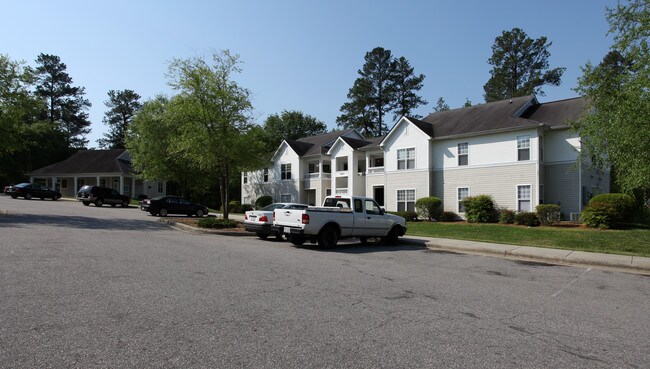 East Haven Apartments in Raleigh, NC - Foto de edificio - Building Photo