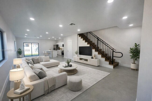 1123 NW 25th St in Miami, FL - Building Photo - Building Photo