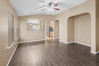 3201 Wickham Ln in Austin, TX - Building Photo - Building Photo