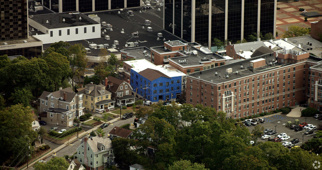 9 Prospect St in Morristown, NJ - Building Photo - Building Photo