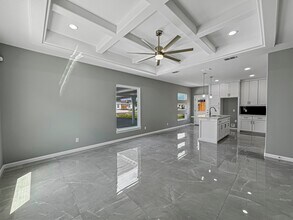 3311 Wolf Creek Ave, Unit 2 in Edinburg, TX - Foto de edificio - Building Photo