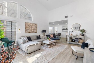 5120 Coronado Rdg in Boca Raton, FL - Building Photo - Building Photo