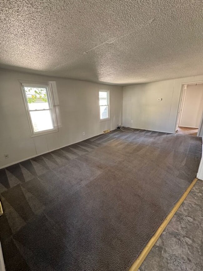 2217 Shadybrook Dr in Fort Wayne, IN - Building Photo - Building Photo