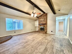4409 75th Dr-Unit -Unit B in Lubbock, TX - Building Photo - Building Photo