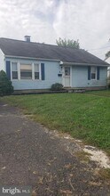 6 Pointville Rd in Pemberton, NJ - Building Photo - Building Photo