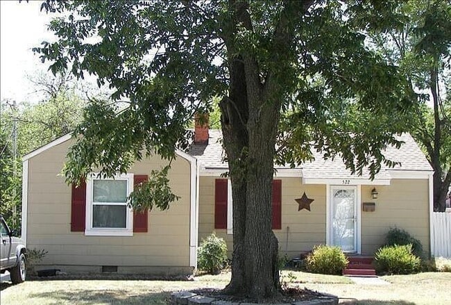 522 Iowa St in Norman, OK - Building Photo - Building Photo