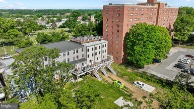 3921 Roland Ave in Baltimore, MD - Building Photo - Building Photo