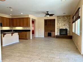 43426 Lago Brezza Dr in Indio, CA - Foto de edificio - Building Photo