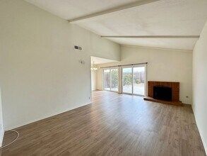 4911 Catamaran St in Oxnard, CA - Building Photo - Building Photo