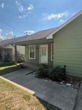 104 Lindley Dr in Willis, TX - Building Photo - Building Photo