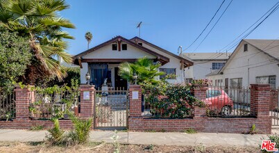 1534 North Mariposa Avenue, Unit 1534 in Los Angeles, CA - Building Photo - Building Photo