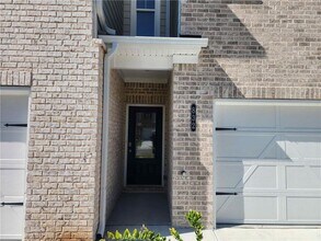 832 Cygnet Ln in Grayson, GA - Building Photo - Building Photo