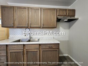 1032 Andrew St in Akron, OH - Building Photo - Building Photo