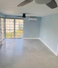 1060 SE 14th Pl in Fort Lauderdale, FL - Building Photo - Building Photo