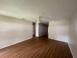4528 Ballentine Ct in Lakeland, FL - Foto de edificio - Building Photo