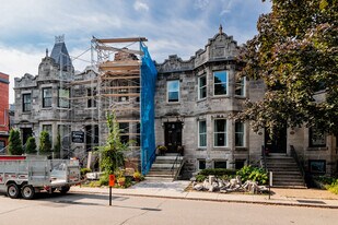 322 Elm Av in Westmount, QC - Building Photo