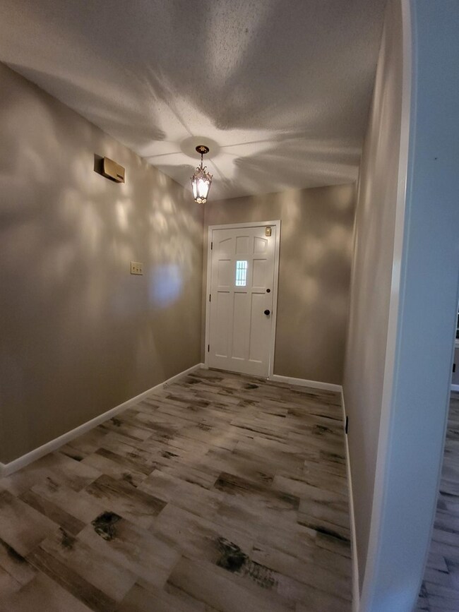 119 Wedgewood Ln in Kerrville, TX - Foto de edificio - Building Photo