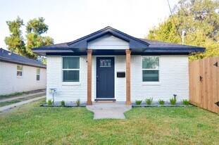 3011 Columbia St in Houston, TX - Building Photo