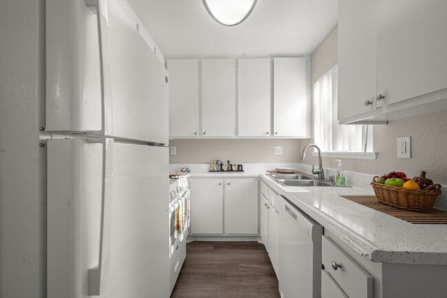 Woodlands West Townhomes