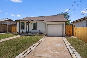 4607 Ribbecke Ave in Austin, TX - Building Photo - Building Photo