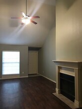 213 Copper Oaks Dr in Centerton, AR - Building Photo - Building Photo