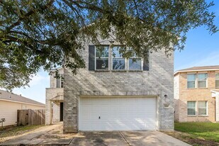 5006 Roth Forest Ln in Spring, TX - Building Photo