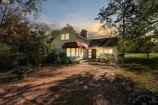 201 Brookfield Ave in Nashville, TN - Building Photo