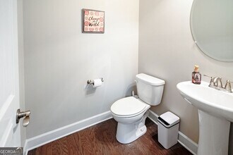 107 Fairgate Dr in Peachtree City, GA - Foto de edificio - Building Photo