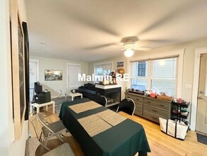 27 Iroquois St, Unit 1 in Boston, MA - Building Photo - Building Photo