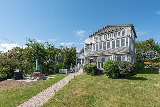 1497 Ocean Blvd in Rye, NH - Building Photo - Building Photo