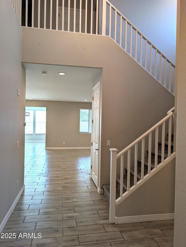 1719 S Spartan St in Gilbert, AZ - Building Photo - Building Photo