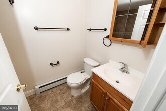 231 Sharpless St-Unit -2D in West Chester, PA - Building Photo - Building Photo