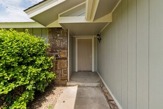 187 W L St in Jenks, OK - Building Photo - Building Photo