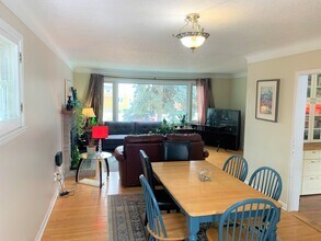 1155 Johnson St in Kingston, ON - Building Photo - Building Photo