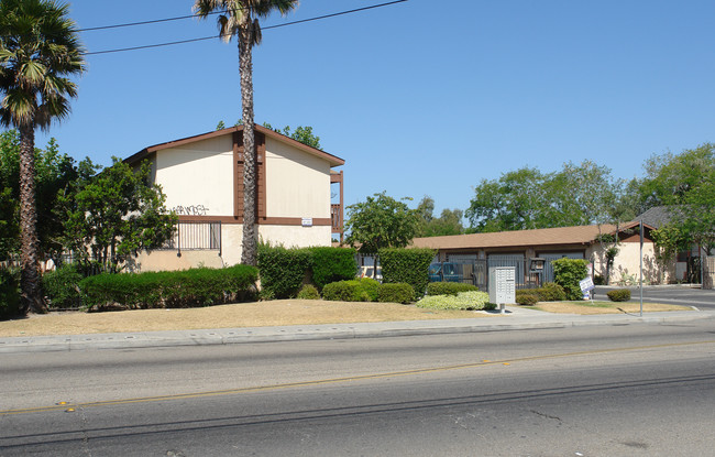 1261 S C St in Oxnard, CA - Building Photo - Building Photo