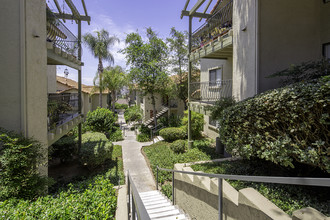 Summit Apartments in Escondido, CA - Building Photo - Building Photo