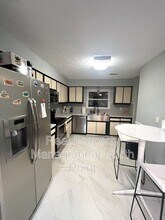 5127 Village Green Way in Alpharetta, GA - Building Photo - Building Photo