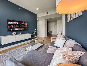 310 N Malcolm X Blvd in Dallas, TX - Building Photo - Building Photo
